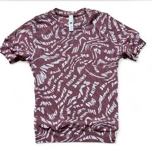 Skims top purple and Abstract signature mesh Tee S